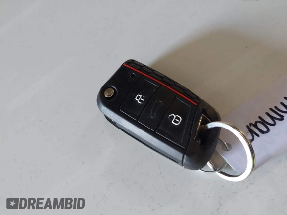 2015 Volkswagen GTI S с VIN 3VWYT7AU8FM067954, выставлен на аукционе IAAI как лот 41957265 с пробегом 107 116 миль миль и . История ставок и продаж доступна на DreamBid. Изображение 11.