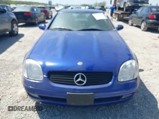 1998 Mercedes-Benz SLK-Class with VIN WDBKK47F7WF075867, listed as a IAAI auction lot 42113106 with 36,870 mi miles. Bid and sale history available at carsss.com. Image 6.