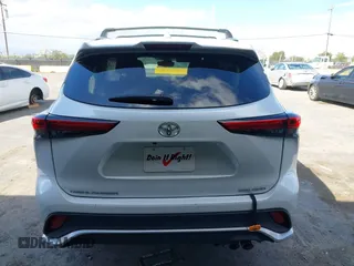 2023 Toyota Highlander L with VIN 5TDKDRBH0PS004206, listed as a IAAI auction lot 41902720 with 53,154 mi miles and . Bid and sale history available at DreamBid. Image 17.