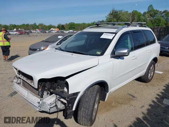 2013 Volvo XC90 Premier Plus with VIN YV4952CZ8D1632286, listed as a IAAI auction lot 42085579 with 134,009 mi miles. Bid and sale history available at carsss.com. Image 2.