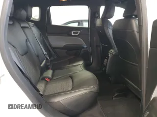 2024 Jeep Compass Latitude with VIN 3C4NJDBN0RT111456, listed as a Copart auction lot 60617745 with 26,593 mi miles and Clean title. Bid and sale history available at DreamBid. Image 11.
