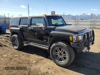 2008 Hummer H3 SUV with VIN 5GTEN13E688151175, listed as a Copart auction lot 44195955 with 134,661 mi miles and Clean Title. Bid and sale history available at carsss.com. Image 4.