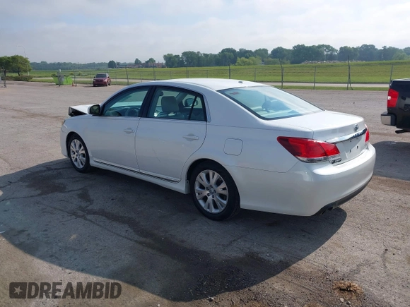 2012 Toyota Avalon with VIN 4T1BK3DB1CU454489, listed as a IAAI auction lot 42230293 with 197,117 mi miles and . Bid and sale history available at DreamBid. Image 3.