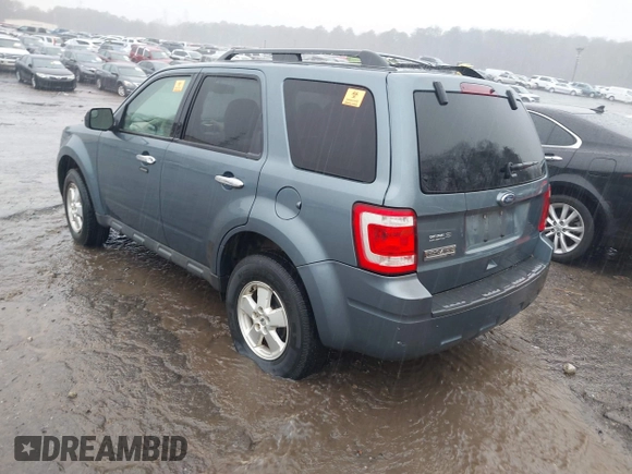 2011 Ford Escape XLT with VIN 1FMCU0D70BKA25265, listed as a IAAI auction lot 41539864 with 1 mi miles. Bid and sale history available at carsss.com. Image 3.