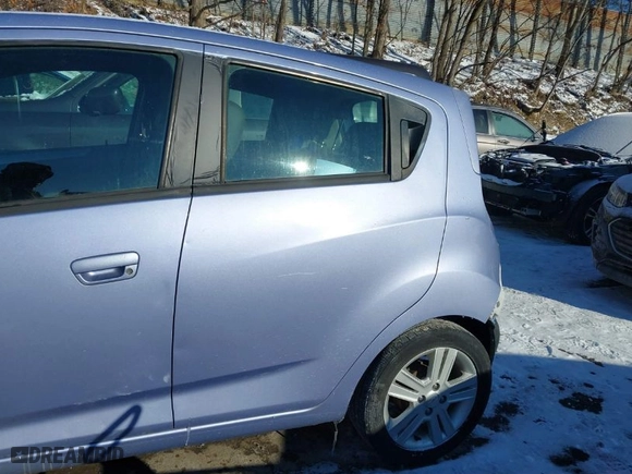 2015 Chevrolet Spark LS with VIN KL8CB6S91FC713818, listed as a IAAI auction lot 41374753 with 125,621 mi miles. Bid and sale history available at carsss.com. Image 17.