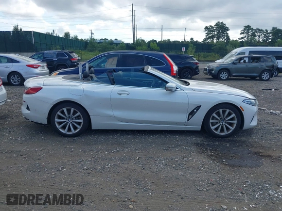 2020 BMW 8 Series 840i с VIN WBADZ4C04LCD01352, выставлен на аукционе IAAI как лот 40232421 с пробегом 22 534 миль миль и . История ставок и продаж доступна на DreamBid. Изображение 13.