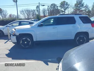 2017 GMC Terrain SLE z VIN 2GKALNEK2H6199496, wystawiony jako IAAI lot #41632391 z przebiegiem 123 326 mil mil oraz . Historia ofert i sprzedaży dostępna na DreamBid. Obrazek 14.