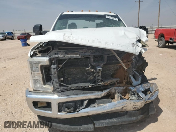 2019 Ford F-350 XL with VIN 1FD8W3HT0KED39375, listed as a Copart auction lot 54328835 with Not provided miles and Salvage title. Bid and sale history available at DreamBid. Image 5.