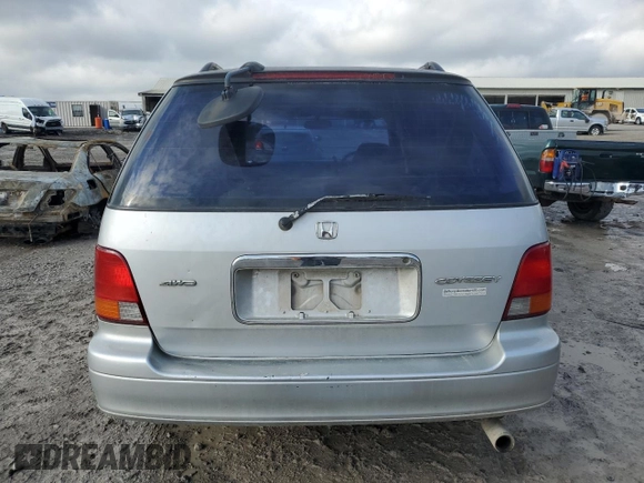 1995 Honda Odyssey with VIN RA21049652, listed as a Copart auction lot 85426404 with 271,632 mi miles and Clean title. Bid and sale history available at DreamBid. Image 6.