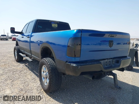 2014 Ram 2500 Tradesman with VIN 3C6UR5HJ4EG231155, listed as a IAAI auction lot 41659436 with 226,847 mi miles. Bid and sale history available at carsss.com. Image 3.