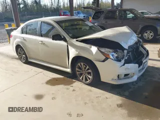 2014 Subaru Legacy Premium z VIN 4S3BMBC65E3020484, wystawiony jako IAAI lot #42011657 z przebiegiem 161 180 mil mil oraz . Historia ofert i sprzedaży dostępna na DreamBid. Obrazek 1.