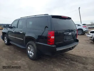 2009 Chevrolet Suburban LTZ with VIN 1GNFK36319R241721, listed as a IAAI auction lot 41822296 with 146,069 mi miles. Bid and sale history available at carsss.com. Image 3.