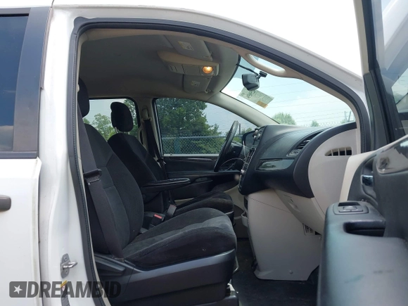 2014 Ram Cargo Van Tradesman with VIN 2C4RRGAGXER459213, listed as a IAAI auction lot 42590594 with 174,217 mi miles and . Bid and sale history available at DreamBid. Image 5.