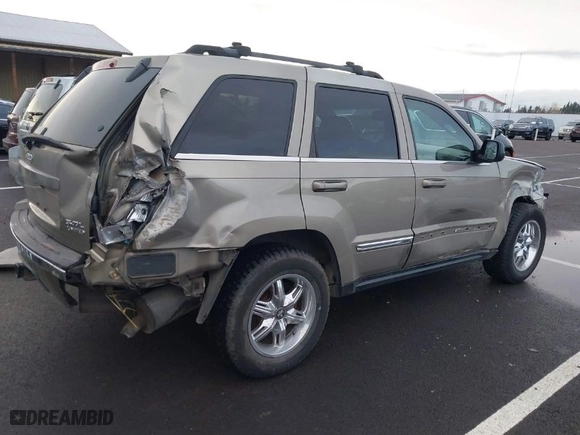 2005 Jeep Grand Cherokee Limited with VIN 1J4HR58235C594045, listed as a IAAI auction lot 41573374 with NaN miles. Bid and sale history available at carsss.com. Image 4.