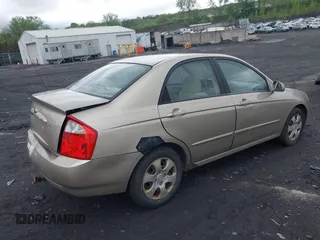 2006 Kia Spectra EX with VIN KNAFE121965337461, listed as a IAAI auction lot 42175939 with 229,723 mi miles. Bid and sale history available at carsss.com. Image 4.