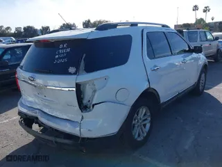 2014 Ford Explorer XLT with VIN 1FM5K7D98EGC24211, listed as a IAAI auction lot 41720341 with 73,903 mi miles. Bid and sale history available at carsss.com. Image 4.