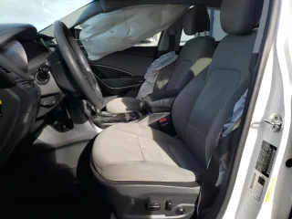 2018 Hyundai Santa Fe 2.4L с VIN 5XYZU3LB0JG555083, выставлен на аукционе Copart как лот 57936135 с пробегом 60 517 миль миль и Списание • Salvage title. История ставок и продаж доступна на DreamBid. Изображение 7.