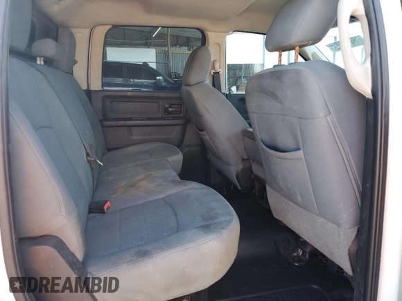 2014 Ram 2500 Tradesman z VIN 3C6UR5CL7EG121614, wystawiony jako Copart lot #62214345 z przebiegiem 169 442 mil mil oraz Czysty tytuł • Clean title. Historia ofert i sprzedaży dostępna na DreamBid. Obrazek 10.