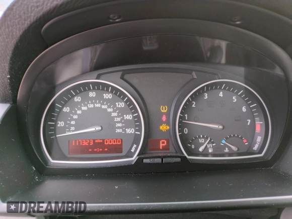 2008 BMW X3 3.0si with VIN WBXPC93408WJ19932, listed as a Copart auction lot 50939975 with 117,323 mi miles and Salvage Title. Bid and sale history available at carsss.com. Image 9.