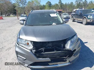 2019 Nissan Rogue SV with VIN KNMAT2MT5KP554947, listed as a IAAI auction lot 41894855 with 192,655 mi miles. Bid and sale history available at carsss.com. Image 12.