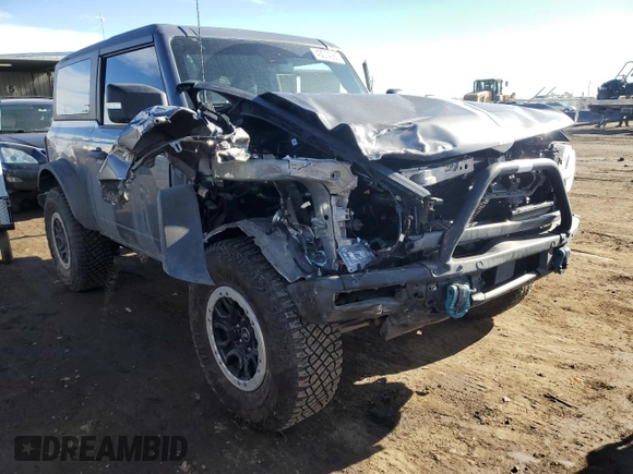 2023 Ford Bronco with VIN 1FMDE5CP4PLC09478, listed as a Copart auction lot 43074085 with 7,379 mi miles and Salvage title. Bid and sale history available at DreamBid. Image 4.