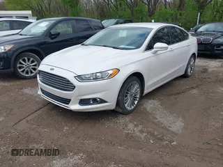 2013 Ford Fusion SE with VIN 3FA6P0HR5DR359686, listed as a IAAI auction lot 42088517 with 106,992 mi miles. Bid and sale history available at carsss.com. Image 2.