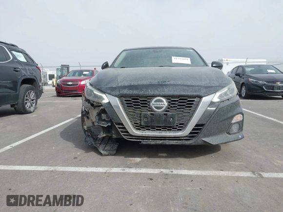2019 Nissan Altima 2.5 SL with VIN 1N4BL4EV6KC165666, listed as a IAAI auction lot 41793064 with 171,927 mi miles. Bid and sale history available at carsss.com. Image 18.