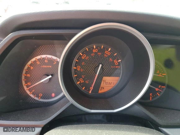 2010 Toyota 4Runner SR5 with VIN JTEZU5JR8A5003413, listed as a Copart auction lot 52416375 with 170,321 mi miles and Salvage Title. Bid and sale history available at carsss.com. Image 9.