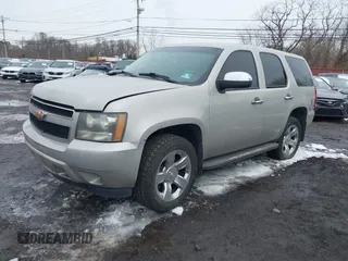 2009 Chevrolet Tahoe Special Service Vehicle with VIN 1GNFK03079R261304, listed as a IAAI auction lot 41555607 with 182,880 mi miles. Bid and sale history available at carsss.com. Image 2.