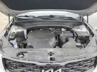 2022 Kia Telluride SX with VIN 5XYP5DHC2NG316829, listed as a Copart auction lot 56855525 with 108,100 mi miles and Non repairable. Bid and sale history available at DreamBid. Image 12.