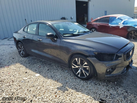 2024 Volvo S60 Core Dark Theme with VIN 7JRL12FKXRG321144, listed as a Copart auction lot 50887685 with 23,141 mi miles and Clean Title. Bid and sale history available at carsss.com. Image 4.