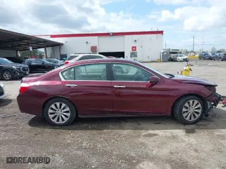 2015 Honda Accord Sedan EX-L with VIN 1HGCR2F84FA058970, listed as a IAAI auction lot 41920242 with 113,507 mi miles. Bid and sale history available at carsss.com. Image 14.