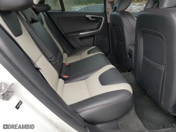 2016 Volvo V60 Cross Country T5 with VIN YV4612HK2G1004819, listed as a Copart auction lot 49656705 with 90,735 mi miles and Salvage Title. Bid and sale history available at carsss.com. Image 10.