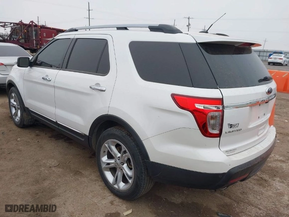 2014 Ford Explorer Limited with VIN 1FM5K8F88EGA17280, listed as a IAAI auction lot 41550592 with 144,494 mi miles. Bid and sale history available at carsss.com. Image 3.
