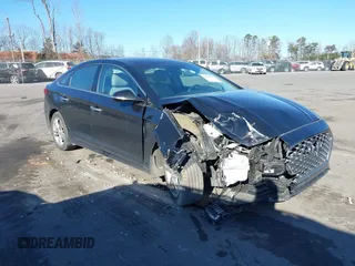 2018 Hyundai Sonata Limited with VIN 5NPE34AF6JH706868, listed as a IAAI auction lot 41440599 with 62,707 mi miles. Bid and sale history available at carsss.com. Image 1.