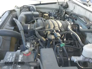 2005 Toyota Tundra SR5 с VIN 5TBRT34165S468976, выставлен на аукционе IAAI как лот 42498268 с пробегом 214 152 миль миль и . История ставок и продаж доступна на DreamBid. Изображение 19.