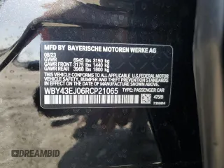 2024 BMW i7 eDrive50 z VIN WBY43EJ06RCP21065, wystawiony jako Copart lot #72276944 z przebiegiem 21 066 mil mil oraz Szkody całkowita. Historia ofert i sprzedaży dostępna na DreamBid. Obrazek 14.