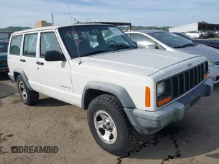 2000 Jeep Cherokee SE with VIN 1J4FF28S4YL162504, listed as a IAAI auction lot 41689558 with 174,476 mi miles. Bid and sale history available at carsss.com. Image 1.