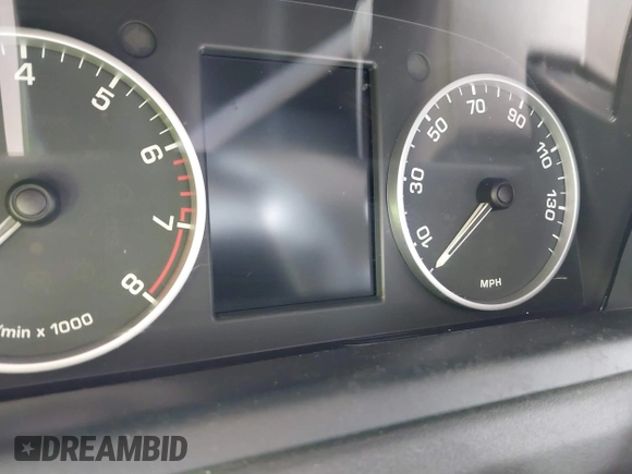 2016 Land Rover LR4 HSE Lux z VIN SALAK2V68GA794735, wystawiony jako IAAI lot #41582134 z przebiegiem Nie podano mil oraz . Historia ofert i sprzedaży dostępna na DreamBid. Obrazek 7.