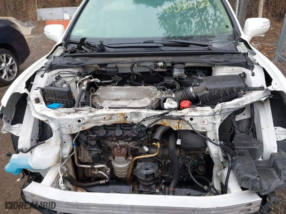 2018 Acura RDX w/Advance Pkg with VIN 5J8TB4H70JL009007, listed as a IAAI auction lot 40382722 with 104,933 mi miles. Bid and sale history available at carsss.com. Image 10.