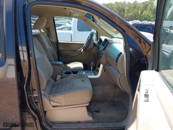 2012 Nissan Pathfinder LE with VIN 5N1AR1NN7CC620122, listed as a IAAI auction lot 41982631 with 173,469 mi miles. Bid and sale history available at carsss.com. Image 5.