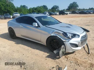 2013 Hyundai Genesis Coupe 2.0T with VIN KMHHT6KD4DU084167, listed as a Copart auction lot 60564035 with 177,235 mi miles and Salvage title. Bid and sale history available at DreamBid. Image 4.
