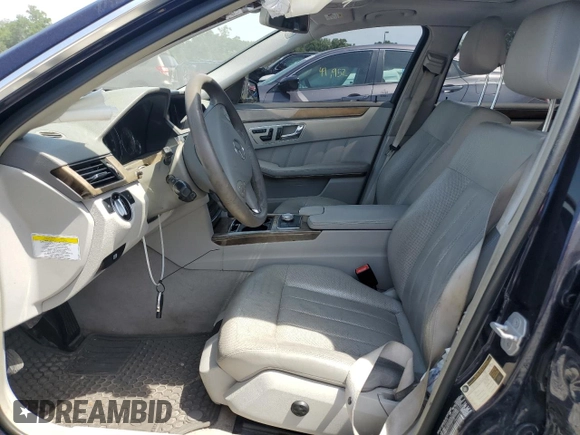 2011 Mercedes-Benz E 550 Luxury с VIN WDDHF9AB2BA310465, выставлен на аукционе Copart как лот 53798105 с пробегом 158 173 миль миль и Списание • Salvage title. История ставок и продаж доступна на DreamBid. Изображение 7.