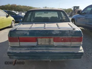 1995 Plymouth Acclaim z VIN 3P3AA4639ST552970, wystawiony jako Copart lot #76737854 z przebiegiem 113 119 mil mil oraz Szkody całkowita. Historia ofert i sprzedaży dostępna na DreamBid. Obrazek 6.