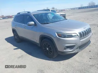2019 Jeep Cherokee Latitude with VIN 1C4PJMCB9KD442979, listed as a IAAI auction lot 41645520 with 108,261 mi miles. Bid and sale history available at carsss.com. Image 1.