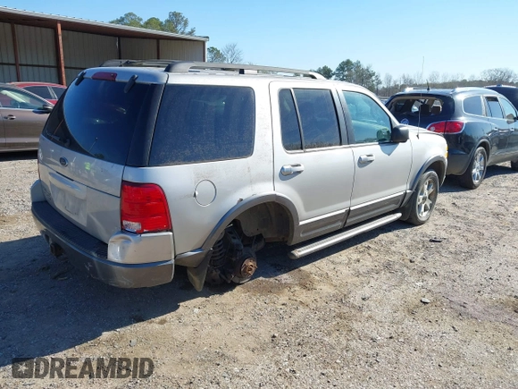 2003 Ford Explorer XLT with VIN 1FMZU73K73ZA61729, listed as a IAAI auction lot 41843868 with 254,553 mi miles. Bid and sale history available at carsss.com. Image 4.