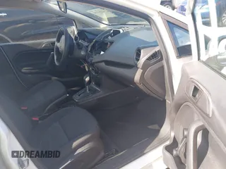 2014 Ford Fiesta S с VIN 3FADP4AJ7EM196217, выставлен на аукционе IAAI как лот 42263196 с пробегом Не указан миль и . История ставок и продаж доступна на DreamBid. Изображение 5.