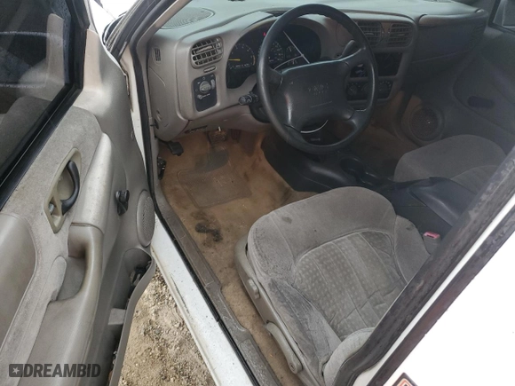 1998 GMC Sonoma with VIN 1GTCS1442WK516237, listed as a Copart auction lot 86024314 with 0 mi miles and Salvage Title. Bid and sale history available at carsss.com. Image 8.