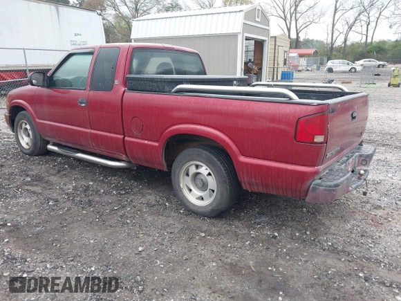 2001 GMC Sonoma SLS 1SG z VIN 1GTCS19W118232579, wystawiony jako IAAI lot #41877259 z przebiegiem 199 781 mil mil oraz . Historia ofert i sprzedaży dostępna na DreamBid. Obrazek 3.