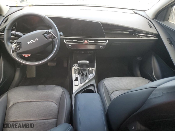 2024 Kia Niro SX Touring with VIN KNDCT3LE8R5131674, listed as a Copart auction lot 75623184 with 0 mi miles and Salvage Title. Bid and sale history available at carsss.com. Image 8.